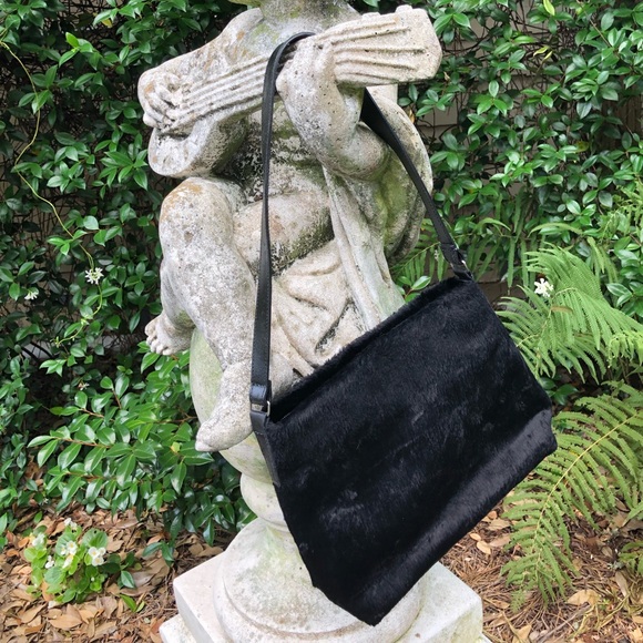 Black fur purse - Picture 1 of 2